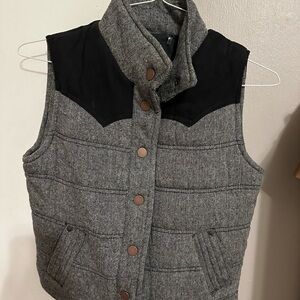 Black and gray vest